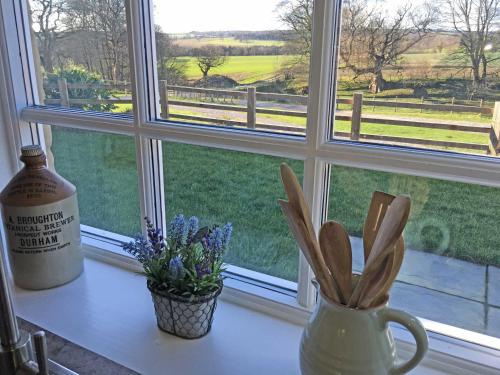 Brooksides Byre Durham Country Cottage - image 2
