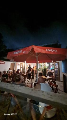 Restaurant, Pousada Guaruja, suites Praia do tombo near Cafeteria Constantinopla