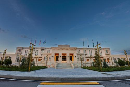 Silk Way Hotel Samarkand by HMG Al-Bukhari Memorial Complex – khách sạn tại Zebiniso