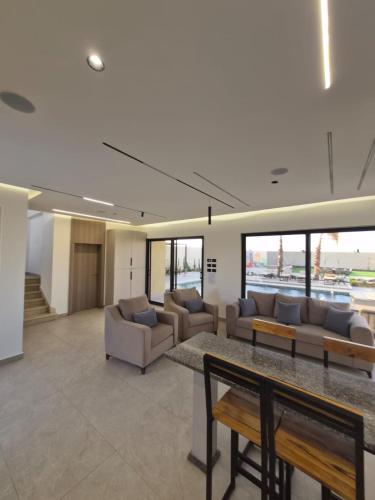Nadine Chalet in Al Jizah