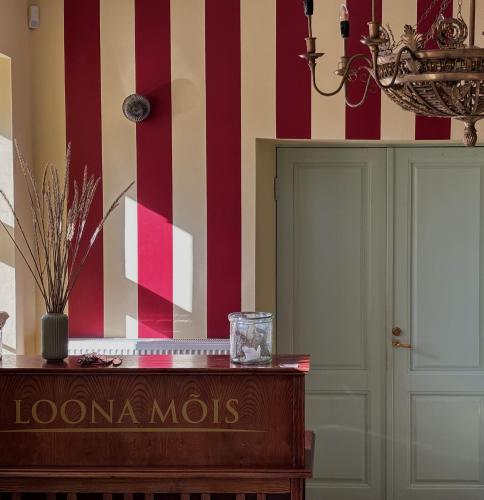Loona Manor Boutique Guesthouse & Restaurant in Kihelkonna