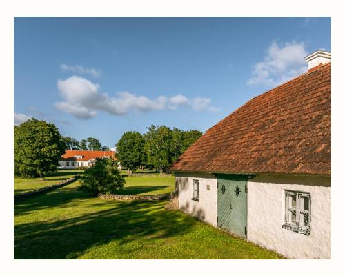 Loona Manor Boutique Guesthouse & Restaurant in Kihelkonna