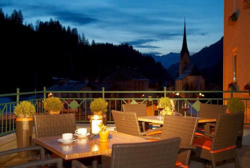 陽台/露台, Hotel Hubertushof in 黑塔烏