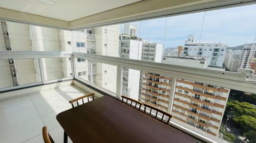 100m Praia Pitangueiras 3Q com Ar Churrasqueira 2 Vagas LP16 – khách sạn tại Pitangueiras