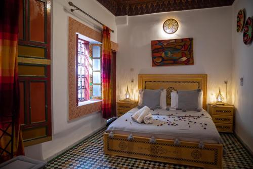 Riad QAMAR - Timeless Nights - image 10