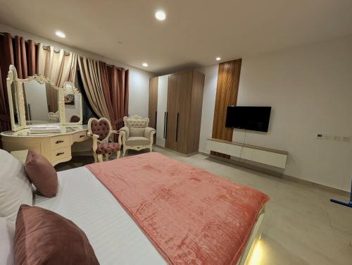 PENTASQUARE - CENTRAL DHA - FAMILY STUDIO By ALVIS SUITE - image 8