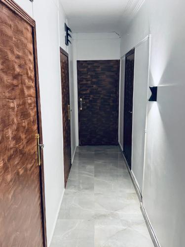 شقة طريق الأمل (شقة طريق الأمل) in Madinata Al Ašira min Ramadana