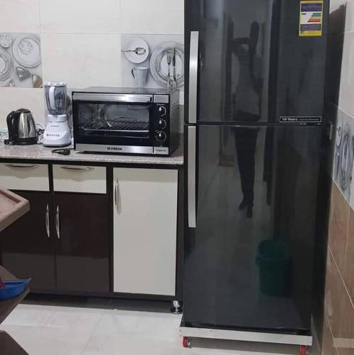 شقة طريق الأمل (شقة طريق الأمل) in Madinata Al Ašira min Ramadana