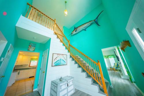 Bayview Vibes, Walk to Dining, 4BR, 1 Mi to Beach in Fenwick (DE)