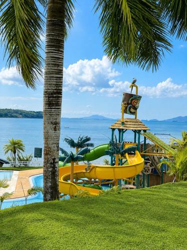 Oceanfront Gated Ideal for Expats, Retirees & Snowbirds in Burunga