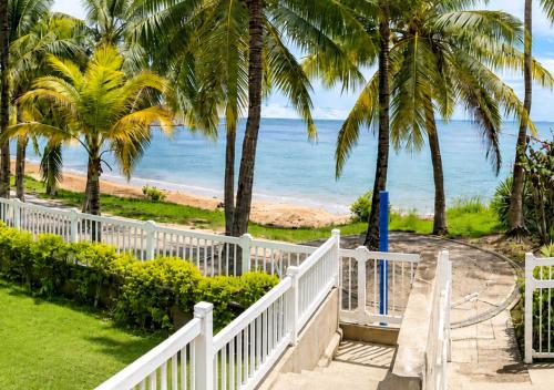 Oceanfront Gated Ideal for Expats, Retirees & Snowbirds in Burunga