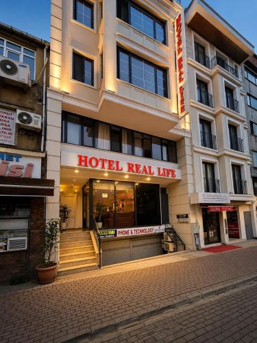 Hotel Real Life, Istanbul