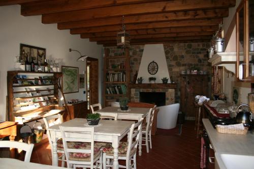 餐廳, 卡薩迪凱娜住宿加早餐酒店 (B&B La Casa Di Campagna) in 貝加莫郊區