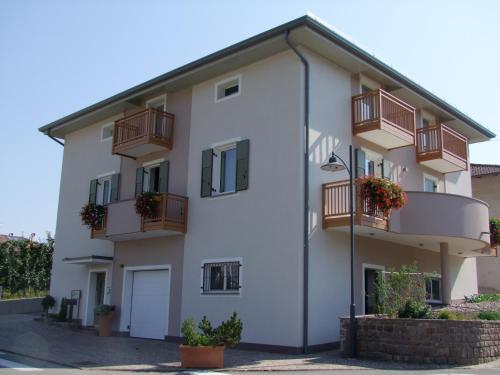 Accommodation in Nanno