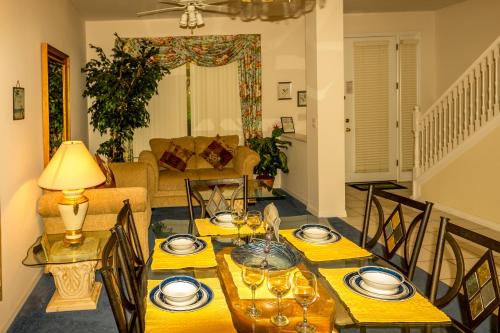 Suaimhneas – Kissimmee, FL