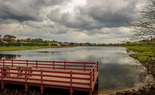 Suaimhneas in Kissimmee, USA