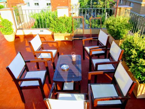 Garden House Hostel Barcelona by Feetup Hostels