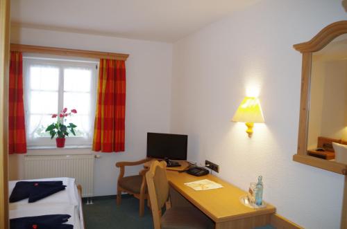 Hotel Alttolkewitzer Hof - image 7