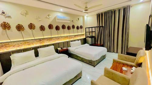 Shelton Boulevard Hotel Lahore in Bhurban