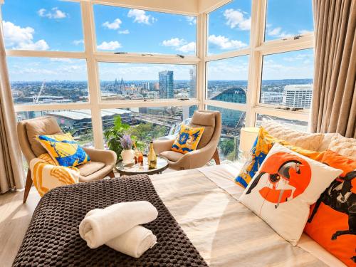 Lvl 32 Sub-Penthouse with Harbour Views - image 8