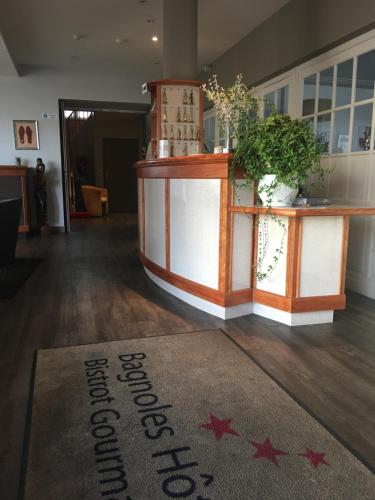 Bagnoles Hotel - Contact Hotel - image 12