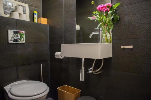 Jardin Prive - Gorgeous 3 Bed House in Le Marais - image 12