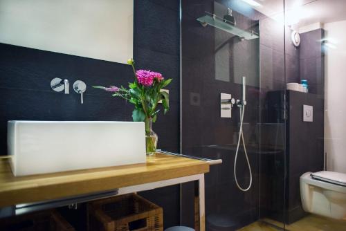 Jardin Prive - Gorgeous 3 Bed House in Le Marais - image 13