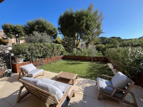Cosy 2 bedrooms apartment with garden