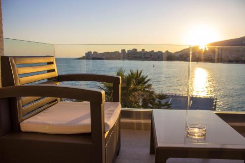 Demi Hotel - image 12