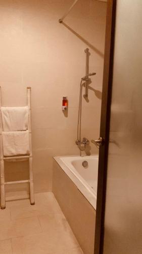 Soraya Apartment Seminyak – Seminyak, CO