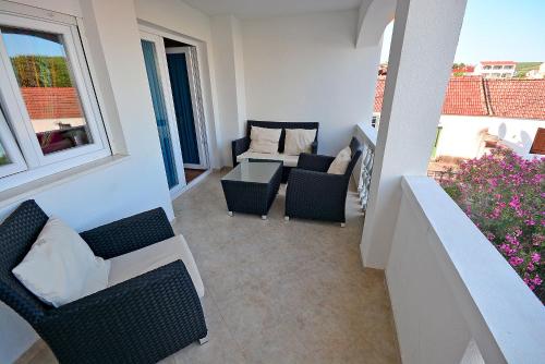  Apartments Roko in Turanj