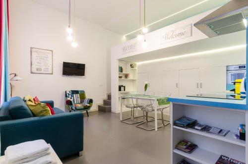 Apartment in center - image 3