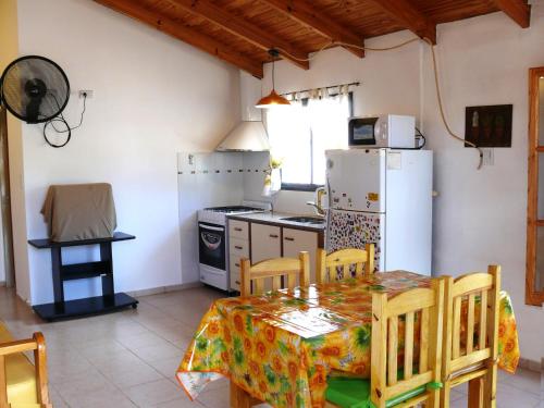 Facilities, Mareas Bajas in Las Grutas