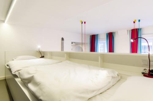 Apartment in center - image 12