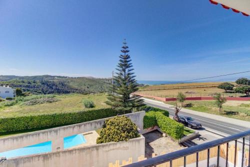 Ocean House Ericeira – Ribeira d’Ilhas Surf Beach in เอรีเซรา