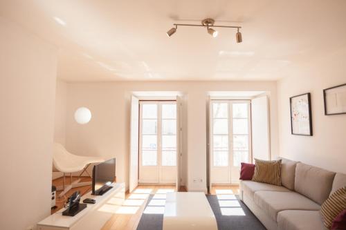 FLH São Bento Sunny Flat with Terrace