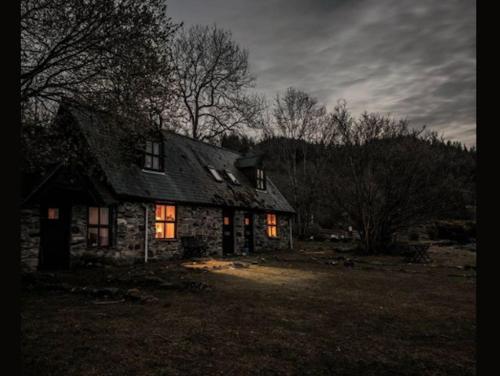 Зовнішній вигляд готелю, Shore cottage, Craig Highland Farm in Плоктон