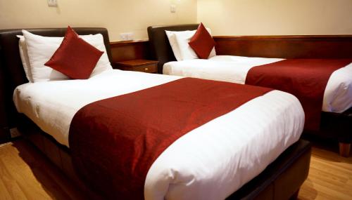 La Gaffe - Restaurant with Rooms - image 6