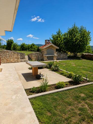 Blue Lake Luxury Accommodation - image 27
