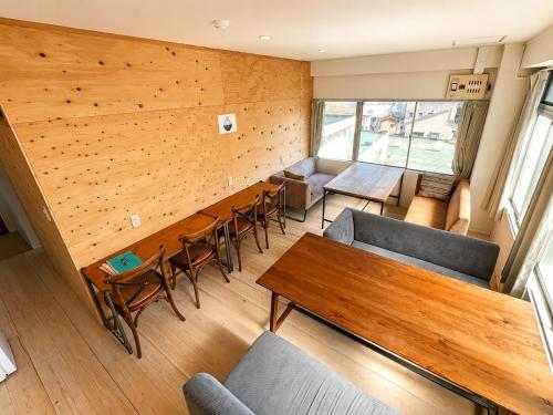 ArtBar & GuestHouse ennova in Atami