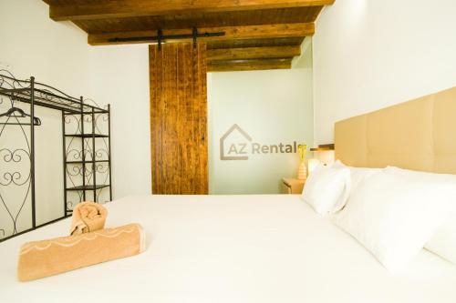 Los Alonsos - Open Mall - By AZ Rentals Room Type - Deluxe Double or Twin Room