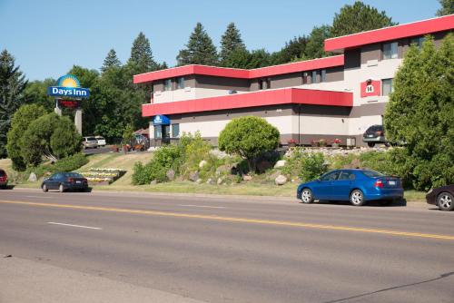 Days Inn by Wyndham Duluth Lakewalk