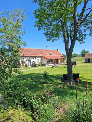 chambres d'hotes Domaine les Grands Perons - Hérisson