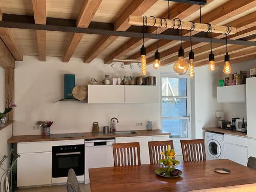 Large cottage in St Privat des Prés (Large cottage in St Privat des Pres) in Festalemps