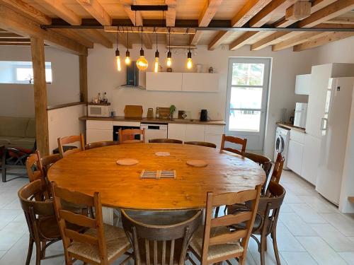 Large cottage in St Privat des Prés (Large cottage in St Privat des Pres) in Festalemps