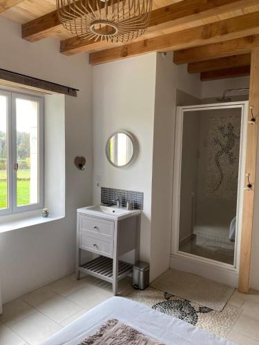 Large cottage in St Privat des Prés (Large cottage in St Privat des Pres) in Festalemps