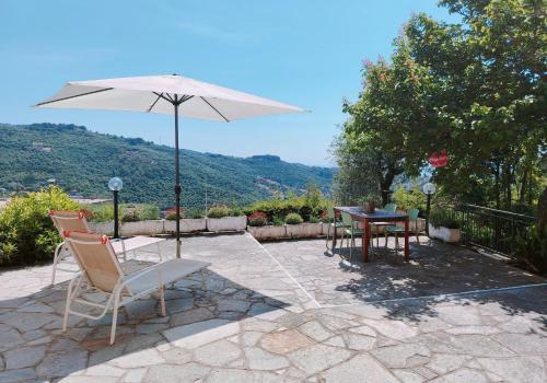 Apkārtne, La Casa negli Ulivi in Diano Arentino