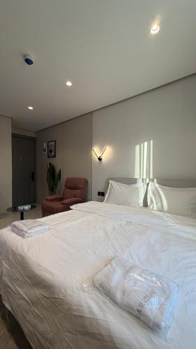 307s tara-JRE 2bedroom at Jabal Al Lweibdeh - image 3