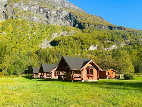 Dalen Gaard camping og hytter in Geiranger