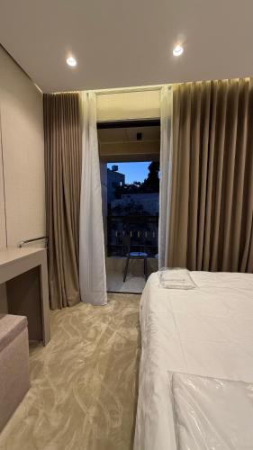 311 tara-JRE Jabal Al Lweibdeh with stunning view - main image